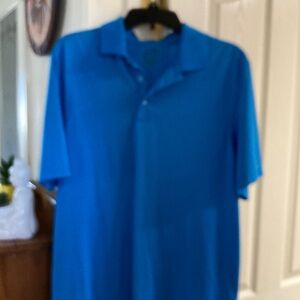 Men’s blue polyester Champion shirt